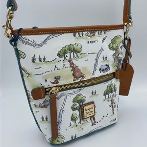 Disney Winnie the Pooh Dooney & Bourke Zip Sac Crossbody Purse